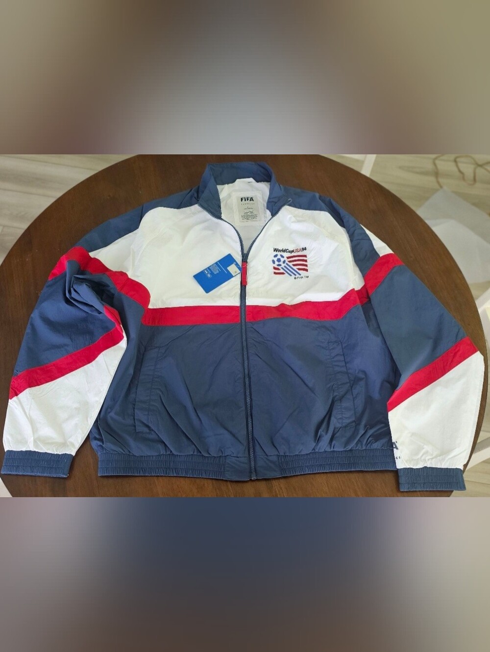Hollister 1994 FIFA World Cup™ USA Graphic Jacket Size X-Large